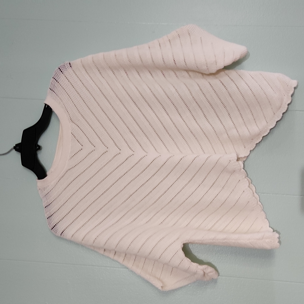 Calligraphic Knit Blouse - Picture 8 of 11